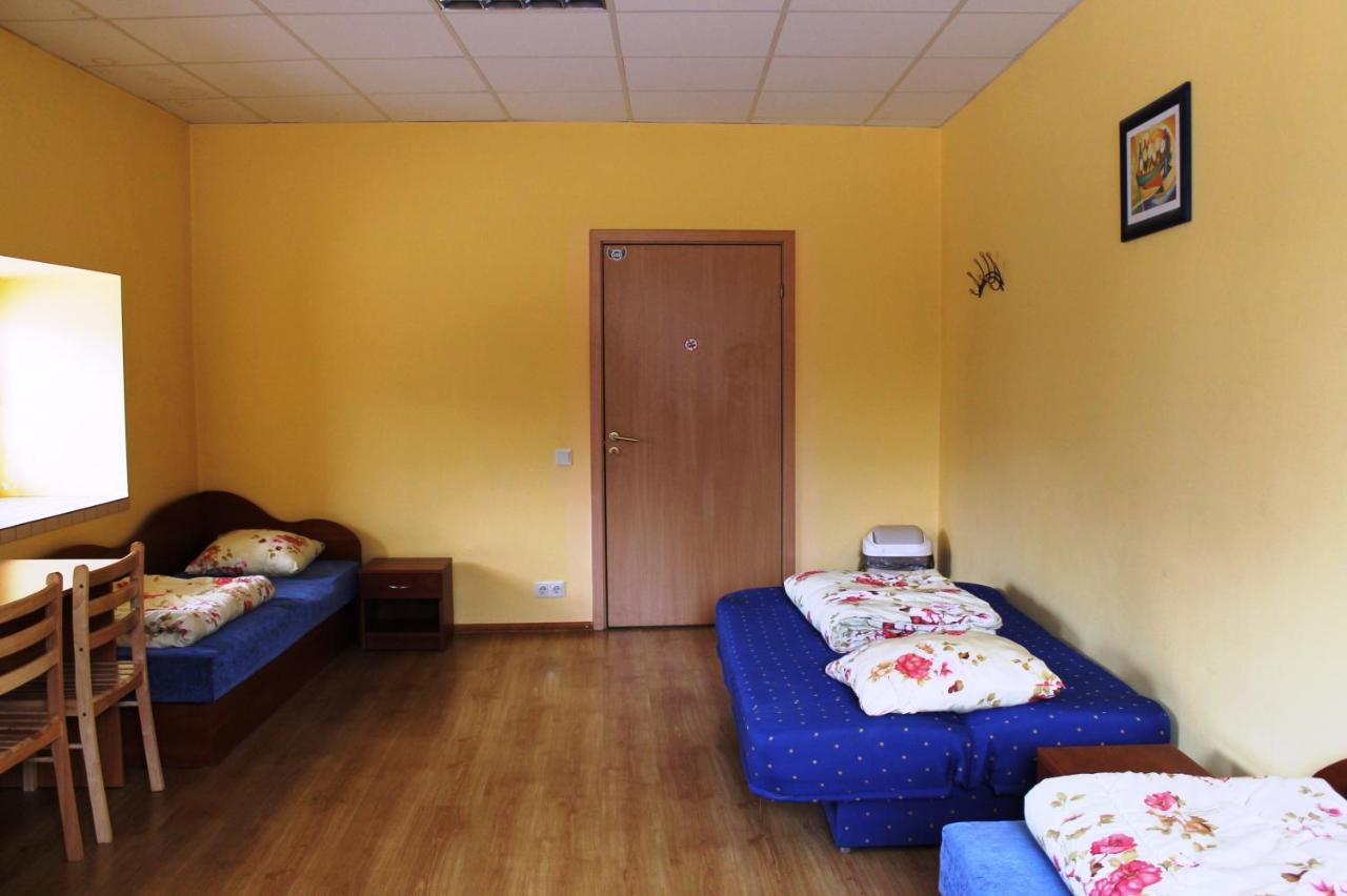 Fortuna Hostel Аеропорт Вільнюс Екстер'єр фото