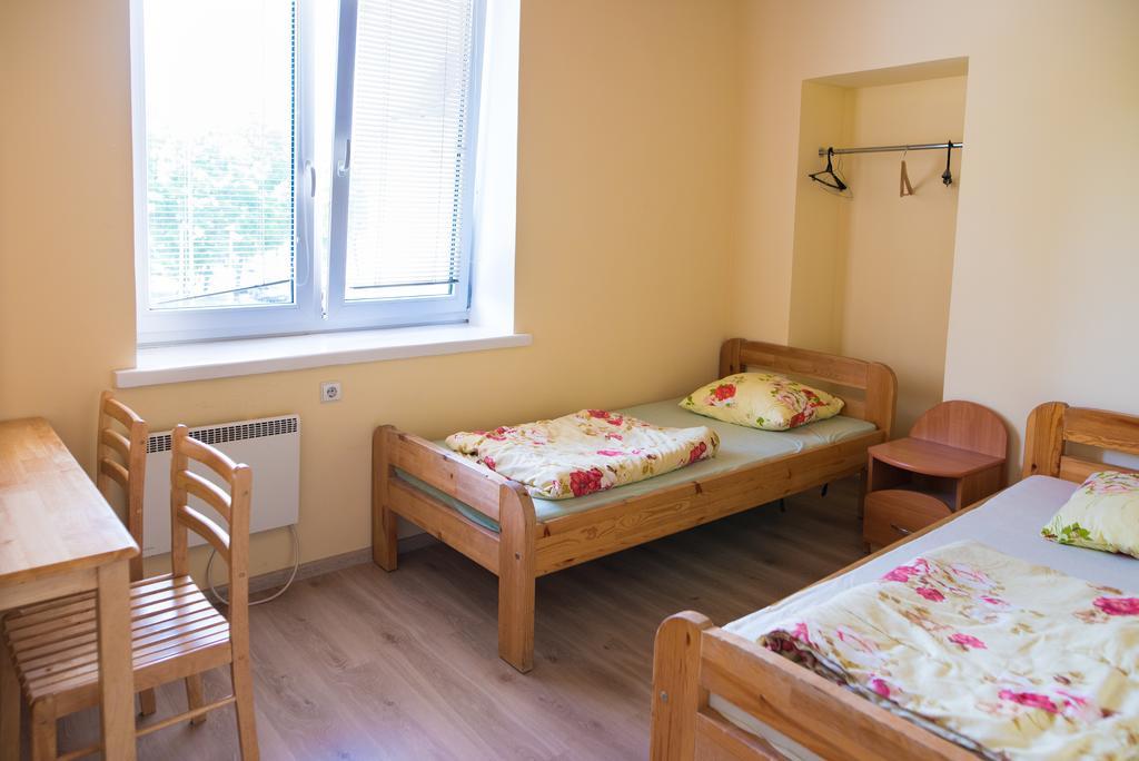Fortuna Hostel Аеропорт Вільнюс Екстер'єр фото