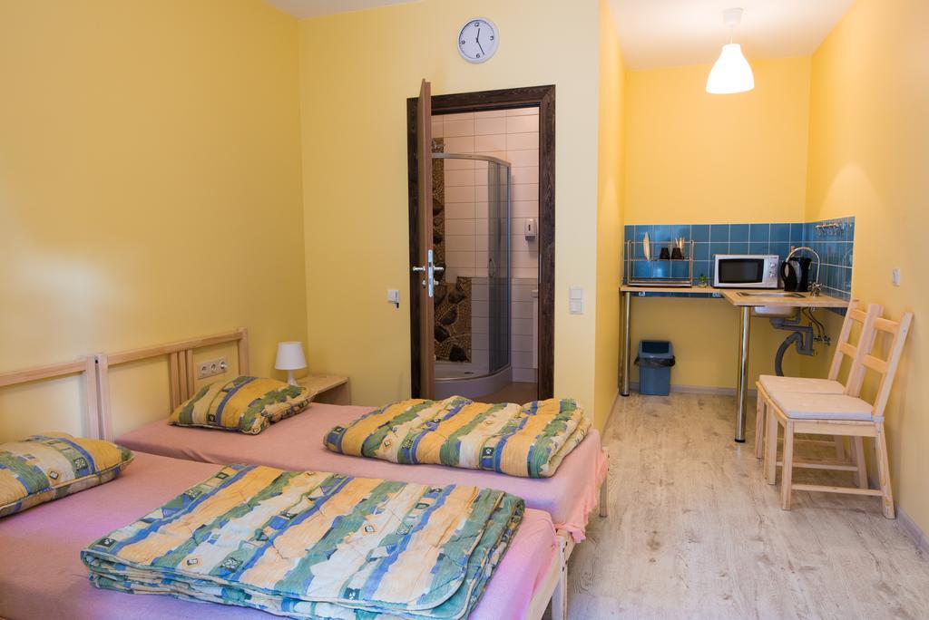 Fortuna Hostel Аеропорт Вільнюс Екстер'єр фото